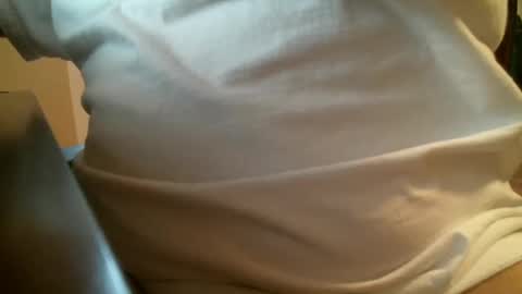 Snapshot of yng4funinfl chatting on October 25, 2025, 11:40 am yng4funinfl online show from October 25, 2025, 11:40 am