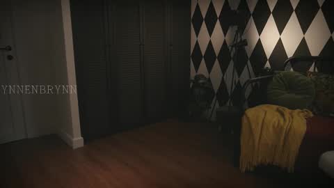 ynnenbrynn online show from February 20, 2025, 10:59 am