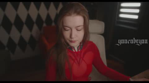 ynnenbrynn online show from November 17, 2025, 7:14 am