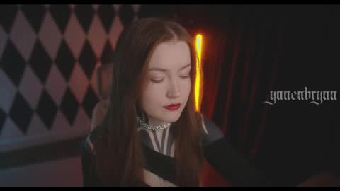 ynnenbrynn online show from December 22, 2025, 7:16 am