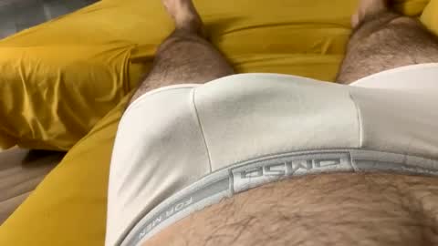 Snapshot of ynno31 chatting on November 5, 2025, 9:04 pm Giannis online show from November 5, 2025, 9:04 pm