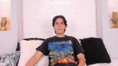 Yoiirchi online show from April 18, 2026, 5:28 pm