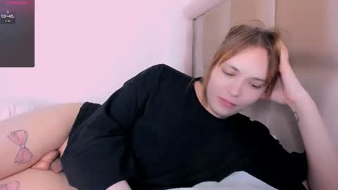 yomoyoo online show from February 12, 2026, 8:15 pm