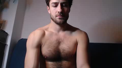 Yoooups online show from January 14, 2026, 6:13 pm