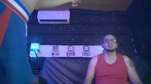 dulceandyors online show from December 19, 2024, 1:28 am