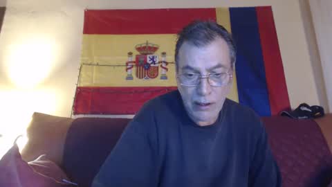 Snapshot of yosep44 chatting on February 23, 2025, 7:17 pm yosep online show from February 23, 2025, 7:17 pm