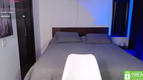 yoshy_man online show from October 25, 2025, 3:47 am