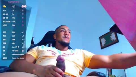 Snapshot of yosoy_enzo2020 chatting on October 22, 2025, 5:19 am Enzo online show from October 22, 2025, 5:19 am