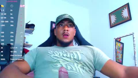 Snapshot of yosoy_enzo2020 chatting on October 30, 2025, 3:30 am Enzo online show from October 30, 2025, 3:30 am