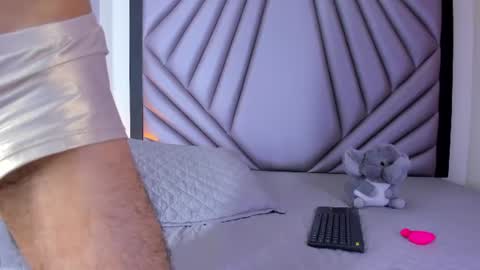 Yoss Kink   online show from July 2, 2026, 3:45 am