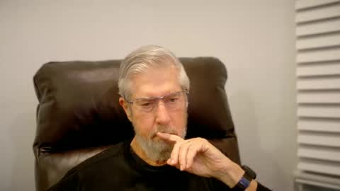 Snapshot of yougogirl_3 chatting on September 24, 2025, 4:27 am Colorado Guy Straight online show from September 24, 2025, 4:27 am