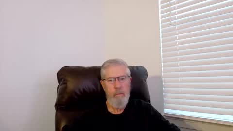 Colorado Guy Straight online show from October 21, 2025, 1:12 pm