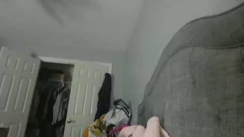 youluvmegan online show from October 10, 2025, 8:02 am