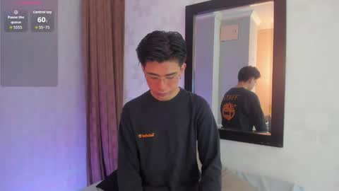 Snapshot of youn_rider chatting on May 12, 2026, 7:55 pm NICOLS online show from May 12, 2026, 7:55 pm