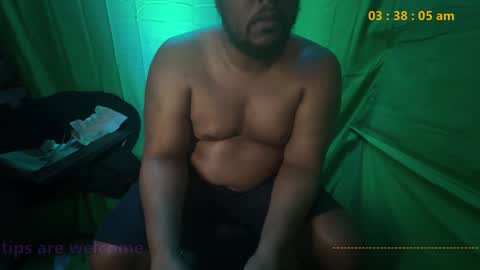 Snapshot of younblaccman6969 chatting on February 5, 2025, 9:36 am younblaccman6969 online show from February 5, 2025, 9:36 am