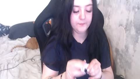 your_8a8y online show from April 3, 2026, 10:46 am