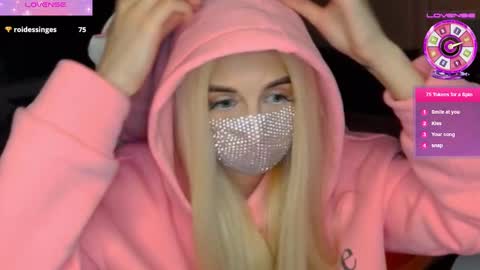 Snapshot of your___barbie chatting on January 1, 2025, 7:21 pm Barbie online show from January 1, 2025, 7:21 pm