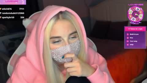 Snapshot of your___barbie chatting on January 2, 2025, 1:27 am Barbie online show from January 2, 2025, 1:27 am