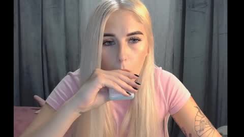 Snapshot of your___barbie chatting on October 29, 2025, 3:36 pm Barbie online show from October 29, 2025, 3:36 pm