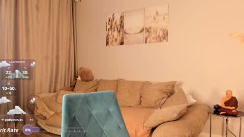 Camilla online show from March 28, 2026, 3:22 pm