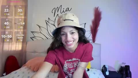 Snapshot of your_beck chatting on February 1, 2025, 9:29 pm mia3 online show from February 1, 2025, 9:29 pm