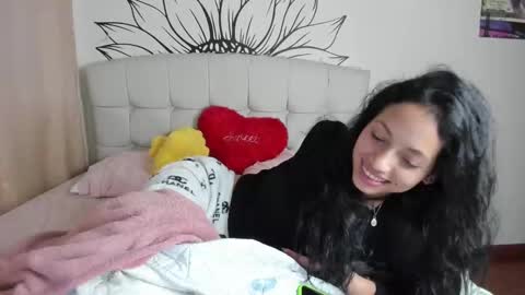 Snapshot of your_beck chatting on February 23, 2025, 7:55 am mia3 online show from February 23, 2025, 7:55 am
