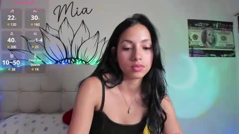 Snapshot of your_beck chatting on February 23, 2025, 10:53 pm mia3 online show from February 23, 2025, 10:53 pm