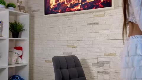 Julia Next stream  online show from January 8, 2026, 3:25 pm