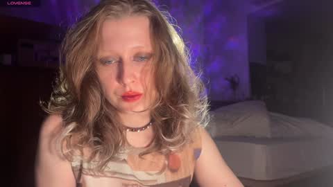 Snapshot of your_coraline_ chatting on December 24, 2024, 2:44 pm your_coraline_ online show from December 24, 2024, 2:44 pm