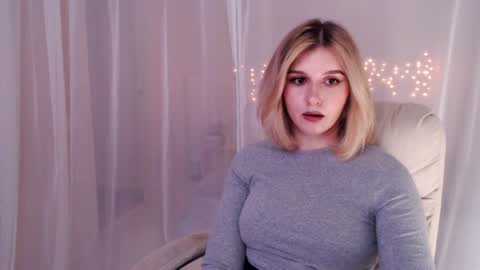 Freya online show from March 8, 2025, 2:08 pm