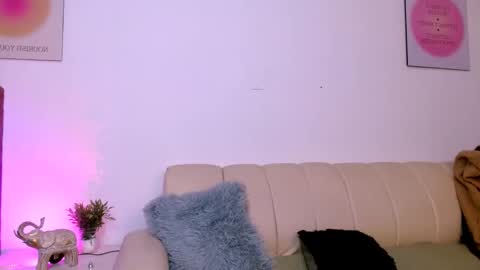 your_girl_of_dream online show from May 12, 2026, 2:08 am