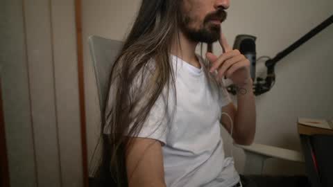 Snapshot of your_ice_cream chatting on April 20, 2026, 3:26 pm Siebel. online show from April 20, 2026, 3:26 pm