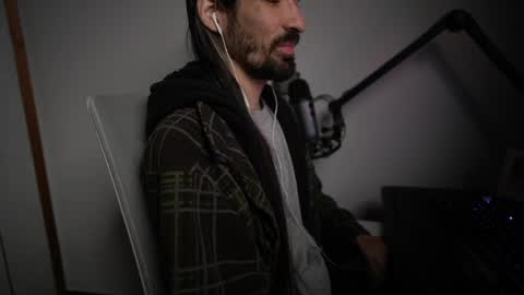 Snapshot of your_ice_cream chatting on May 30, 2026, 1:57 am Siebel. online show from May 30, 2026, 1:57 am