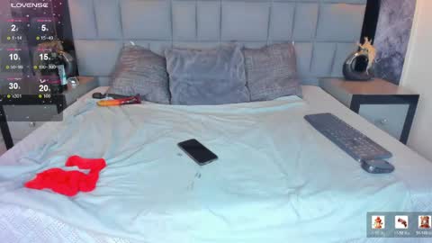your_lady_milf online show from May 30, 2026, 5:43 pm