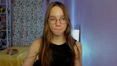 Snapshot of your_leslie chatting on February 24, 2025, 4:26 pm Leslie online show from February 24, 2025, 4:26 pm