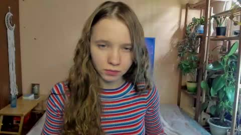 Snapshot of your_leslie chatting on May 8, 2026, 11:43 pm Leslie online show from May 8, 2026, 11:43 pm