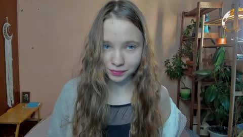 Snapshot of your_leslie chatting on May 30, 2026, 12:57 pm Leslie online show from May 30, 2026, 12:57 pm