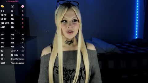 Snapshot of your_little_eva chatting on March 6, 2025, 10:04 pm Eva online show from March 6, 2025, 10:04 pm