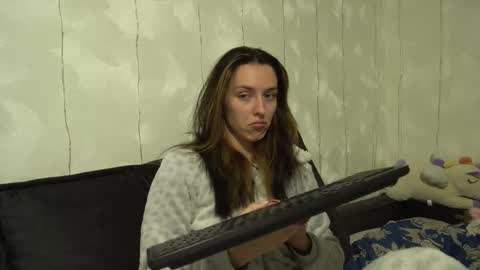 Snapshot of your_little_flexible_girl chatting on January 18, 2026, 9:18 pm Meri online show from January 18, 2026, 9:18 pm