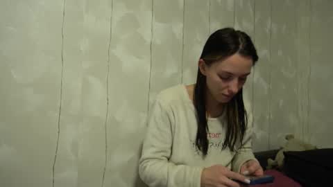 Snapshot of your_little_flexible_girl chatting on February 4, 2026, 9:42 pm Meri online show from February 4, 2026, 9:42 pm