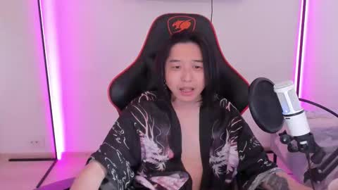 Snapshot of your_little_twink chatting on October 3, 2025, 11:18 am Han online show from October 3, 2025, 11:18 am