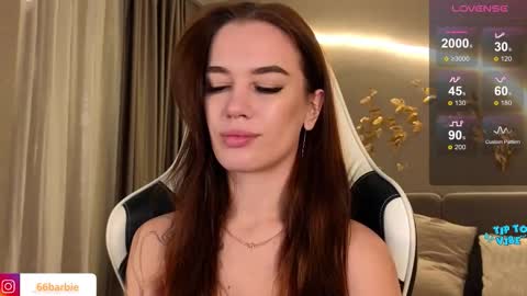 Jessica Loyd online show from October 18, 2025, 2:47 am