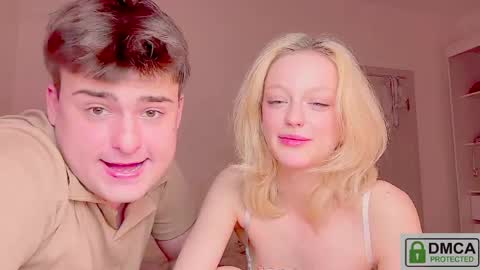 your_molly_mark online show from May 16, 2026, 12:40 am
