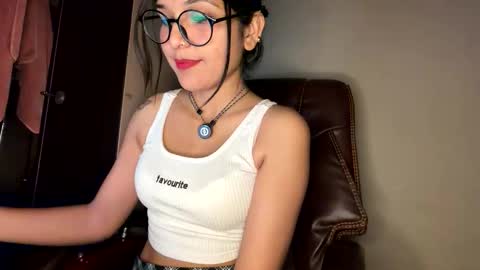 Snapshot of your_priya_77 chatting on February 3, 2026, 11:59 am sonam online show from February 3, 2026, 11:59 am