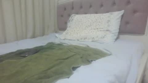 Sissy Sara online show from July 6, 2026, 6:43 pm