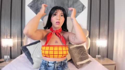 Danna  online show from October 4, 2025, 11:30 am