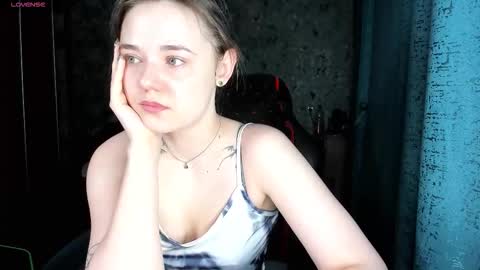 Molly online show from November 24, 2025, 2:00 am