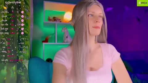 Snapshot of your_spring chatting on October 20, 2025, 12:11 am your_spring online show from October 20, 2025, 12:11 am