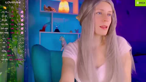 Snapshot of your_spring chatting on November 6, 2025, 1:06 am your_spring online show from November 6, 2025, 1:06 am