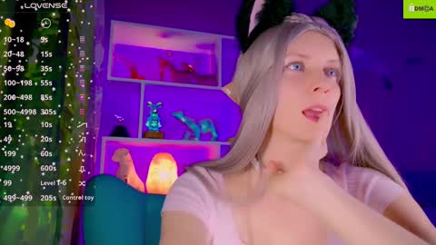 Snapshot of your_spring chatting on November 10, 2025, 11:59 pm your_spring online show from November 10, 2025, 11:59 pm